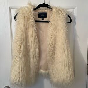 American Eagle vest